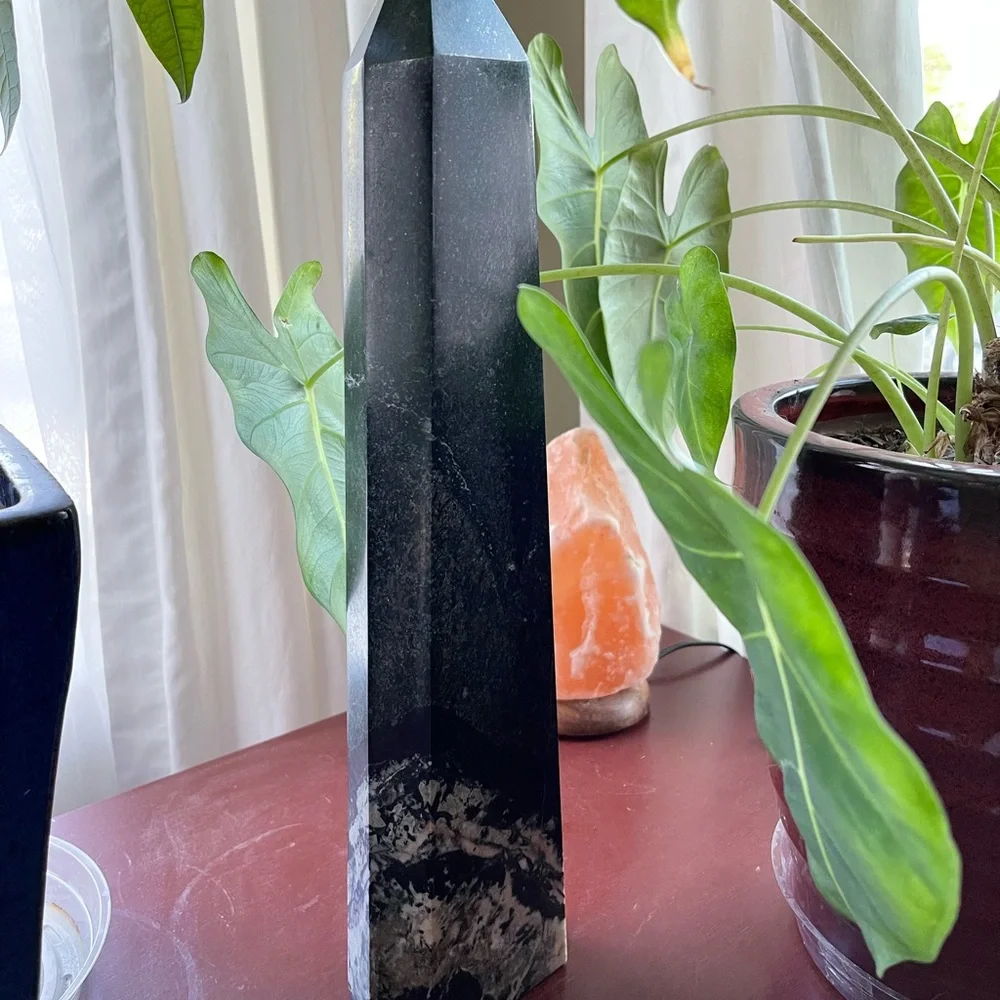 Wow!  Large Black tourmaline towers - Picture 4 of 13